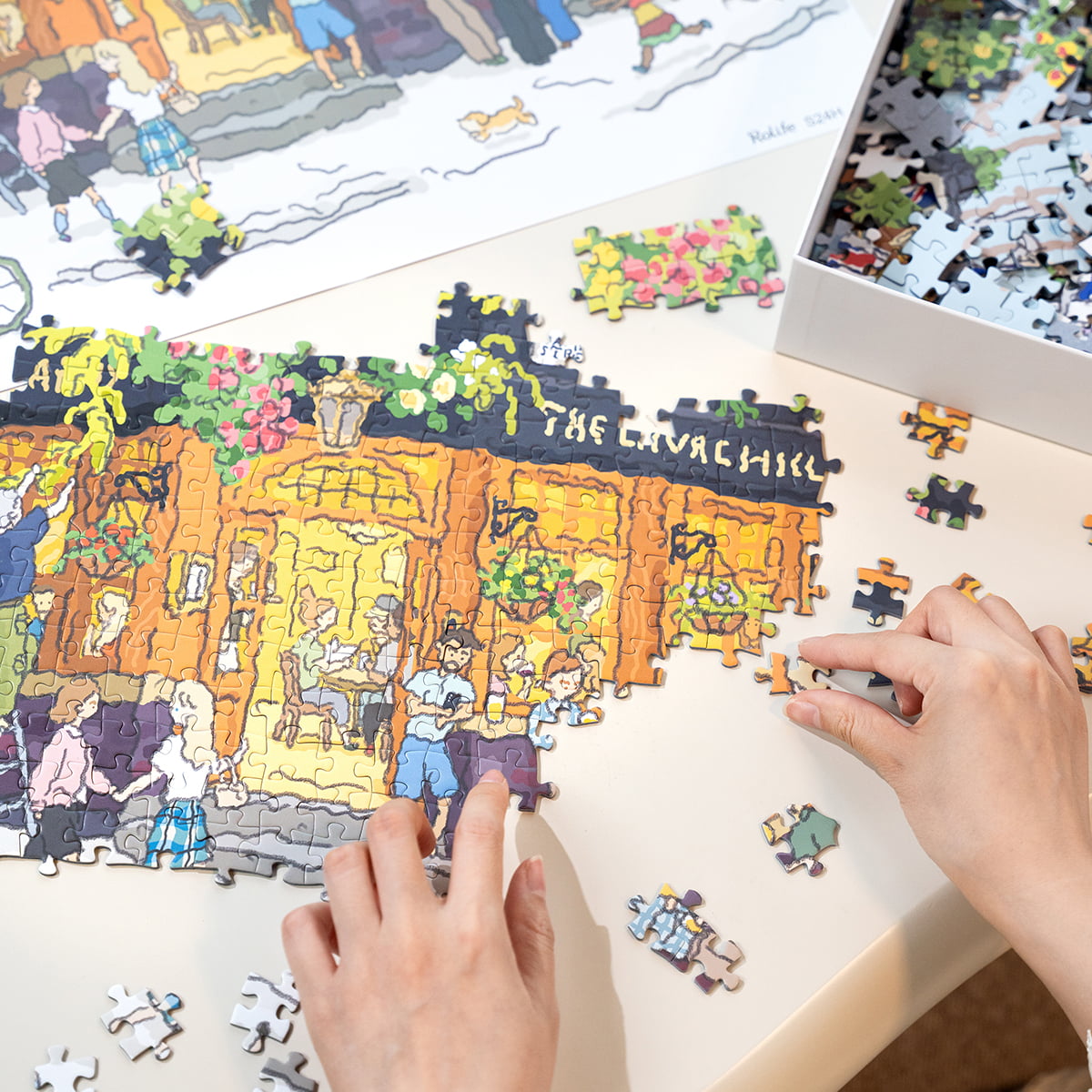 Rolife 1000 Piece Jigsaw Puzzle - Pub in London PT007